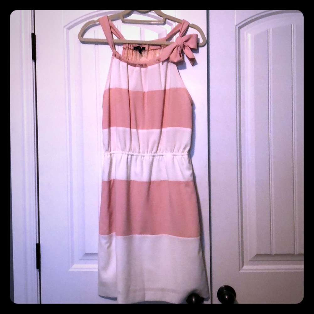 Adorable dress with lace accent back